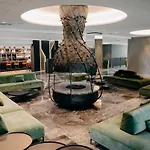 Elegans Brdo Крань