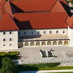 Elegans Brdo Szálloda 4*