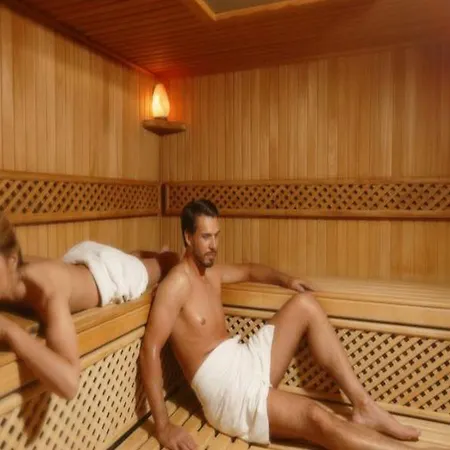 מלון Elegans Brdo 4*