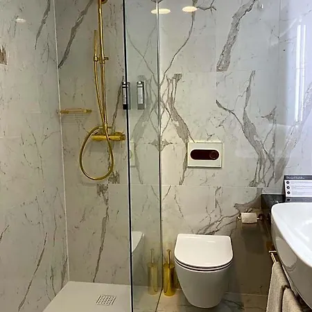 Elegans Brdo Kranj