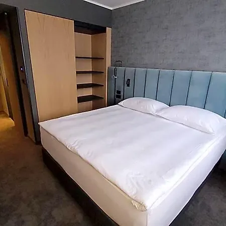 Hotel Elegans Brdo