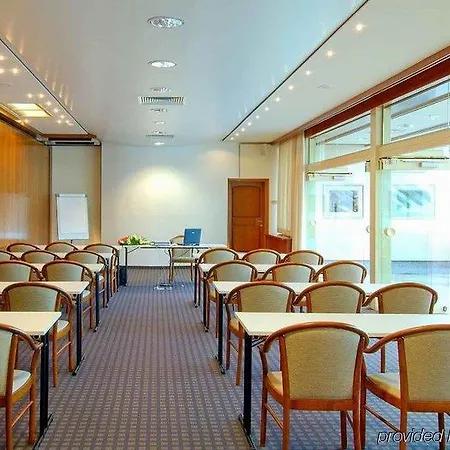 Elegans Brdo מלון קראנז'