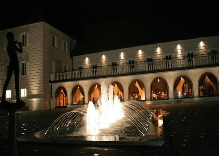 Elegans Brdo 4* Kranj